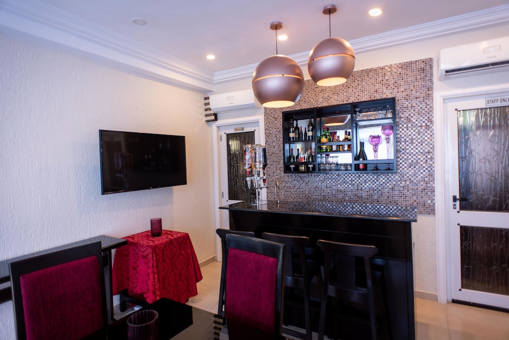 The Ritzz Exclusive Guest House 40/49