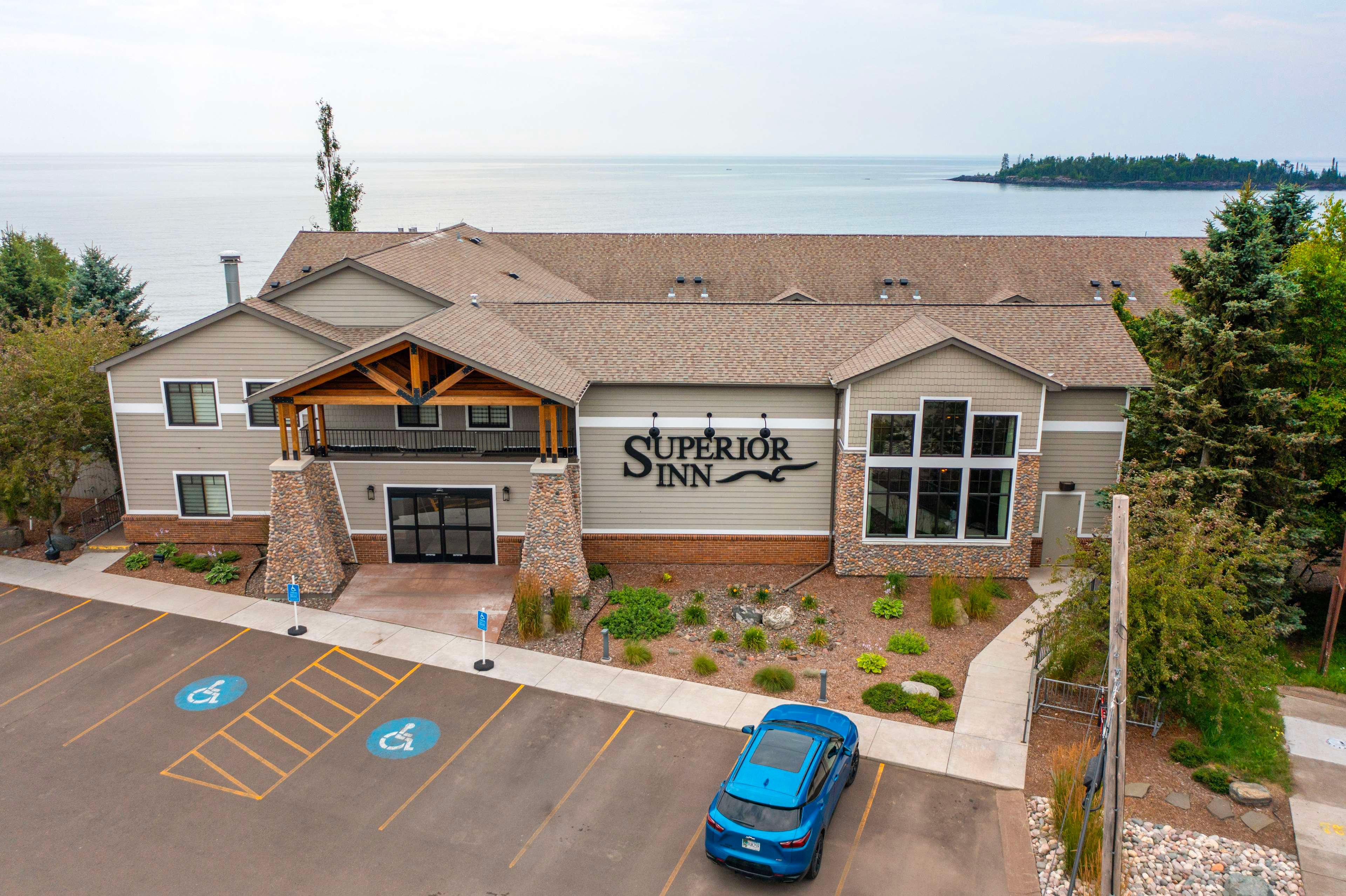 Best Western Plus Superior Inn thumb 2