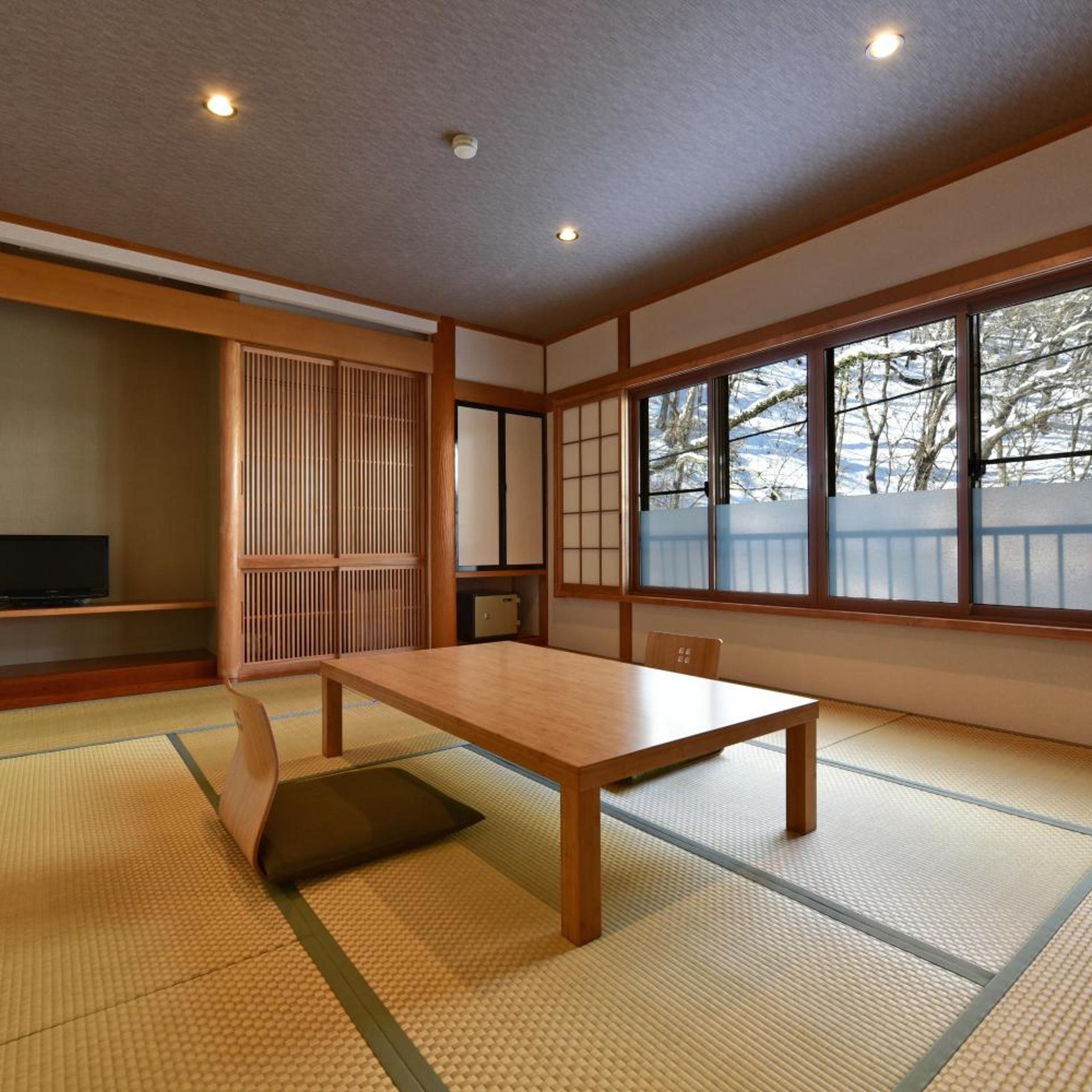 Hinatamikan 52/66