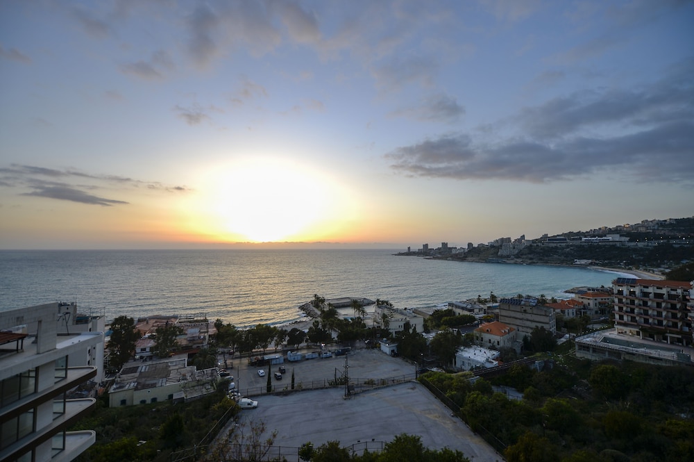 Zett Hotel Jounieh 38/43