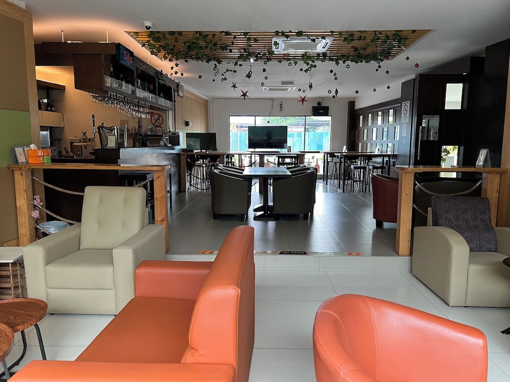 D Arc Hotel 34/50