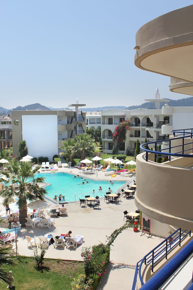 Sea Melody Beach Hotel And Apartments 27/35