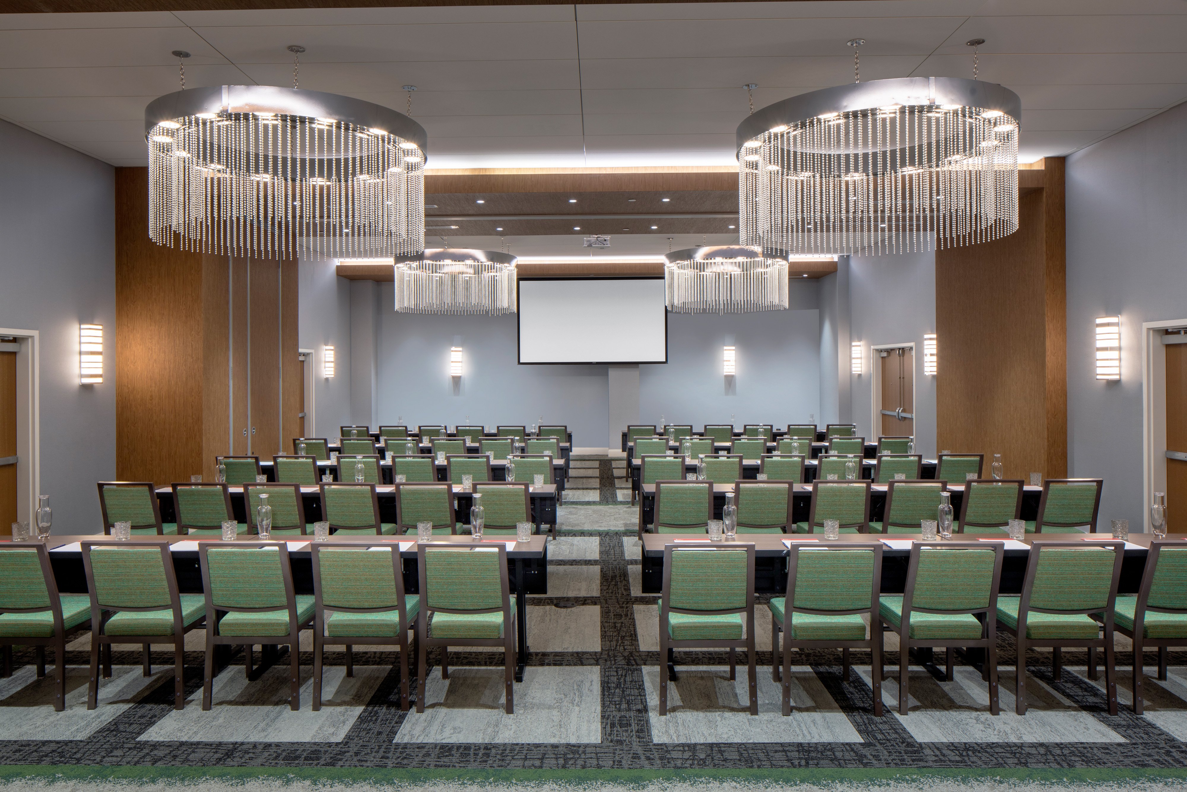 Hotel Indigo Gainesville-Celebration Pointe 57/71