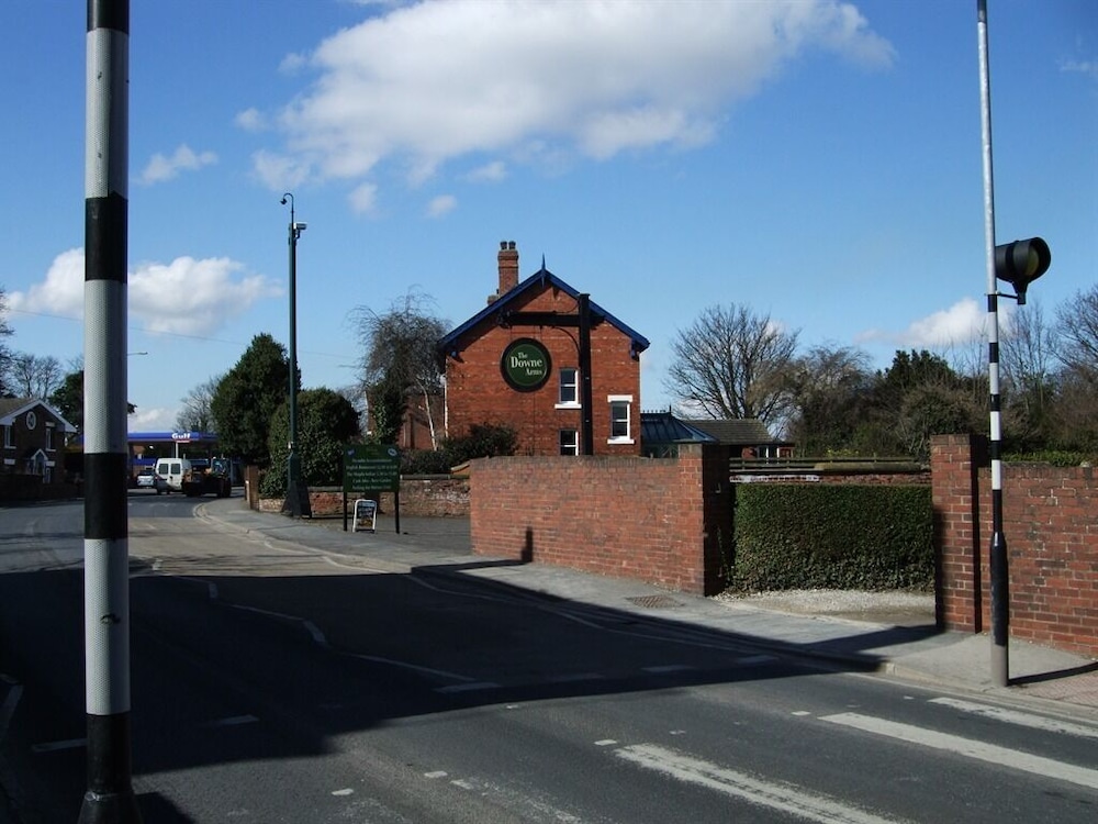 The Downe Arms 14/19