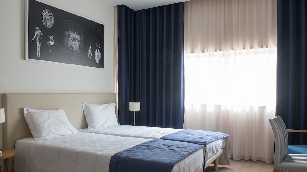 Porto Coliseum Hotel 8/49