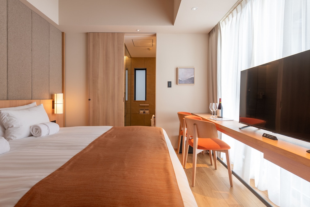 3 Bedrooms, Residence, King Bed, Queen and Twin Beds, Dual Key