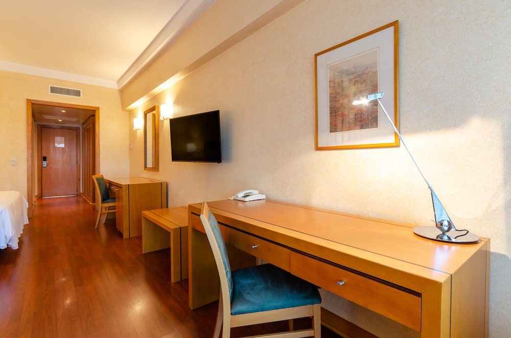 Roma Hotel Lisbon 30/50