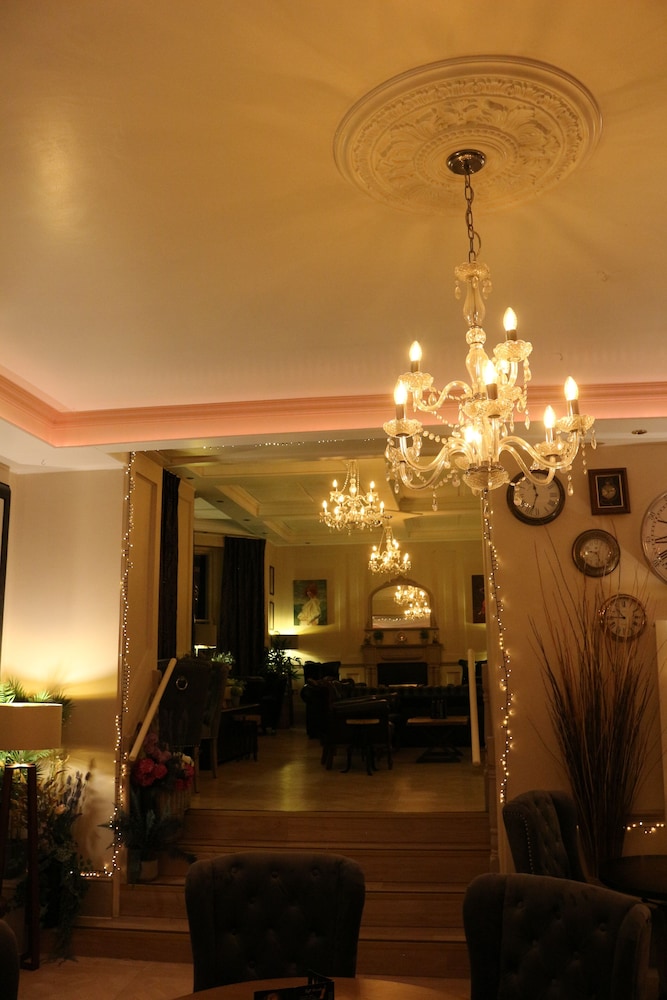 The Belgrave Hotel Tenby 6/62
