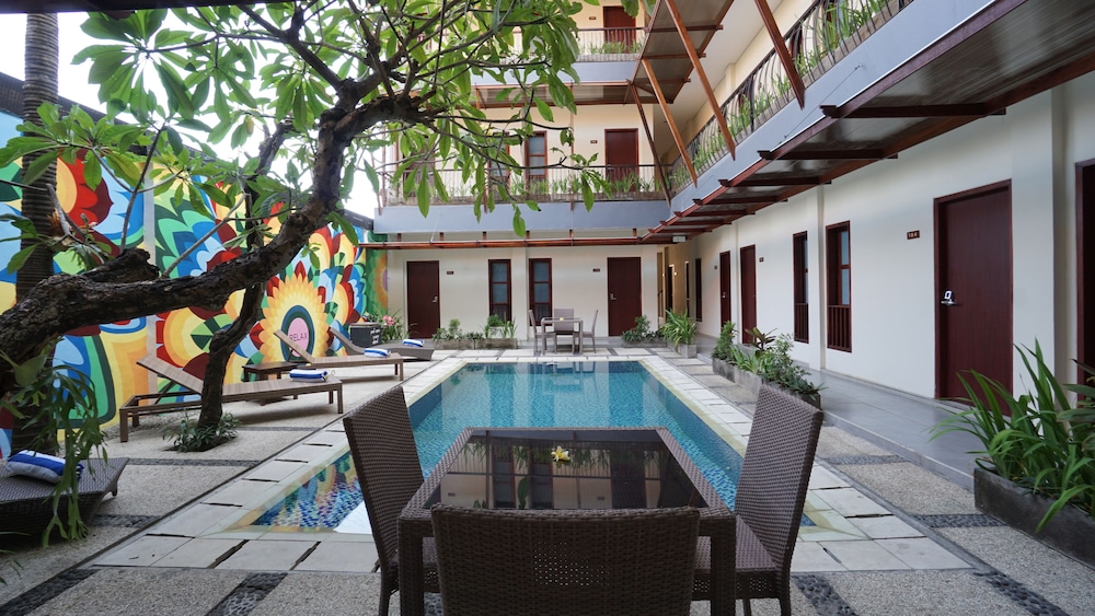 Keola Hotel 14/23