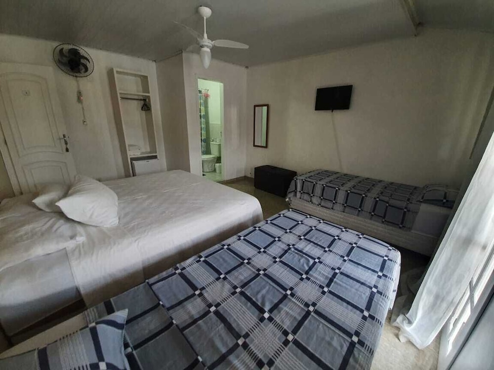 Btuga Guest House 33/44