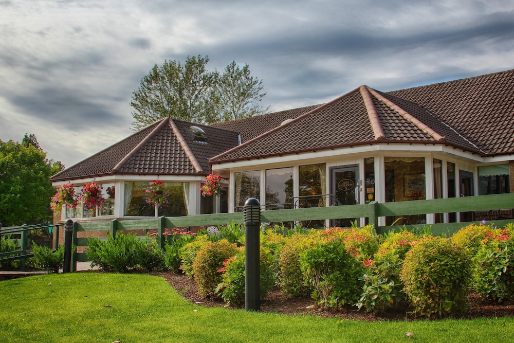 Strathburn Hotel Inverurie by Compass Hospitality 41/50