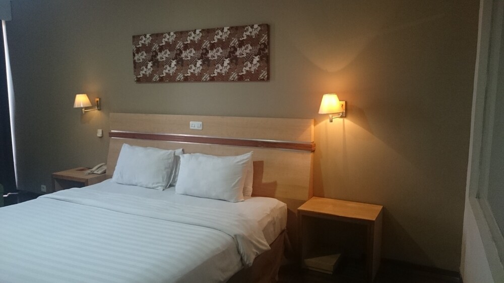 Merapi Merbabu Hotel Yogyakarta Powered by Archipelago 7/40