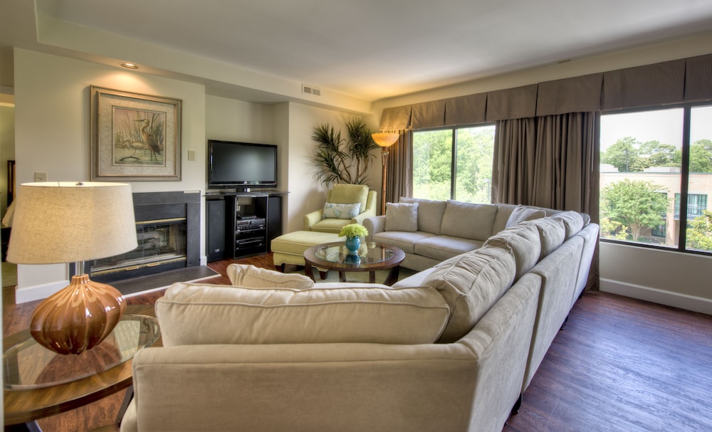 Hampton Inn And Suites Wilmington-Wrightsville Beach 34/74