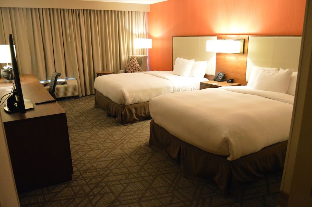 Hilton Knoxville Airport 18/81