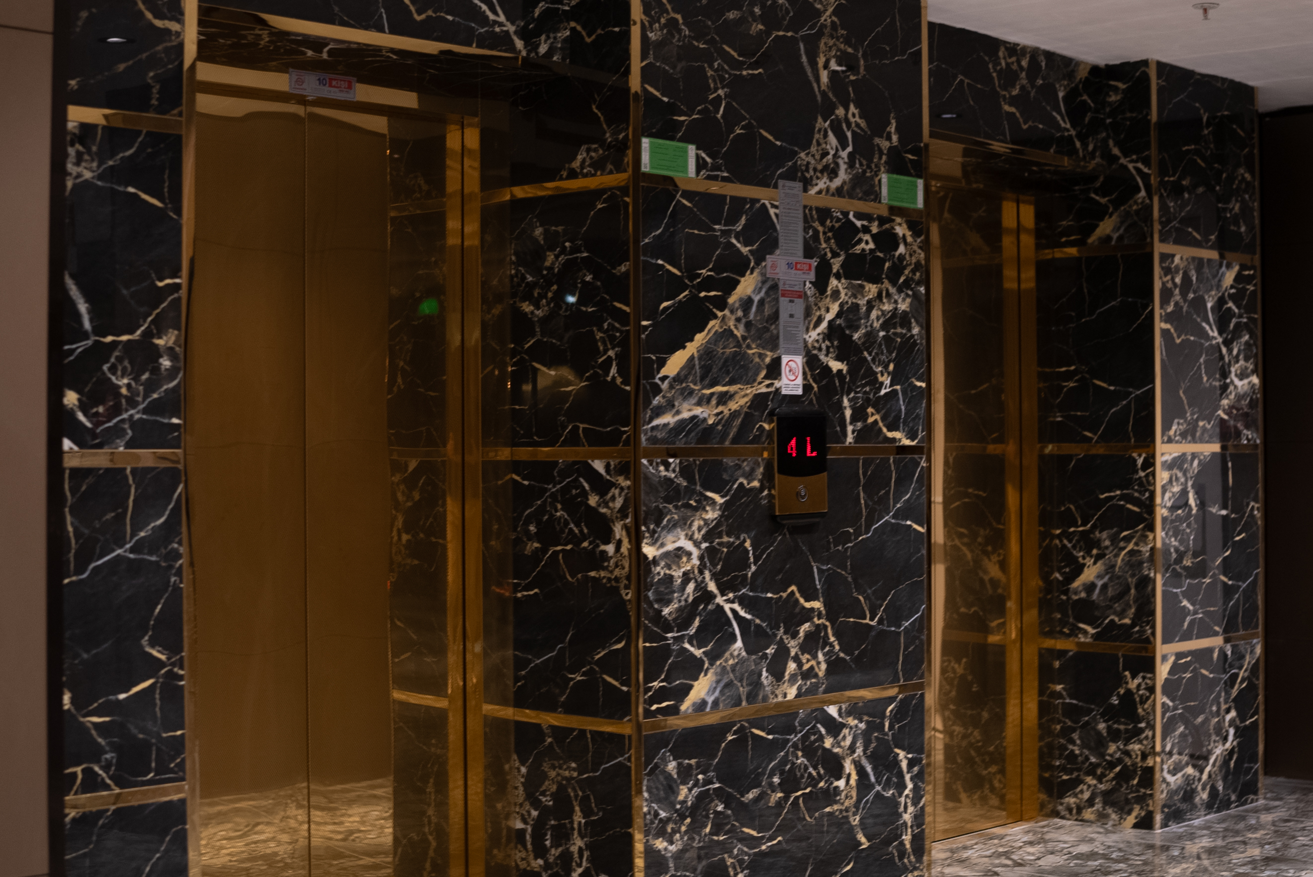 Golden River Hotel by Continent 13/74