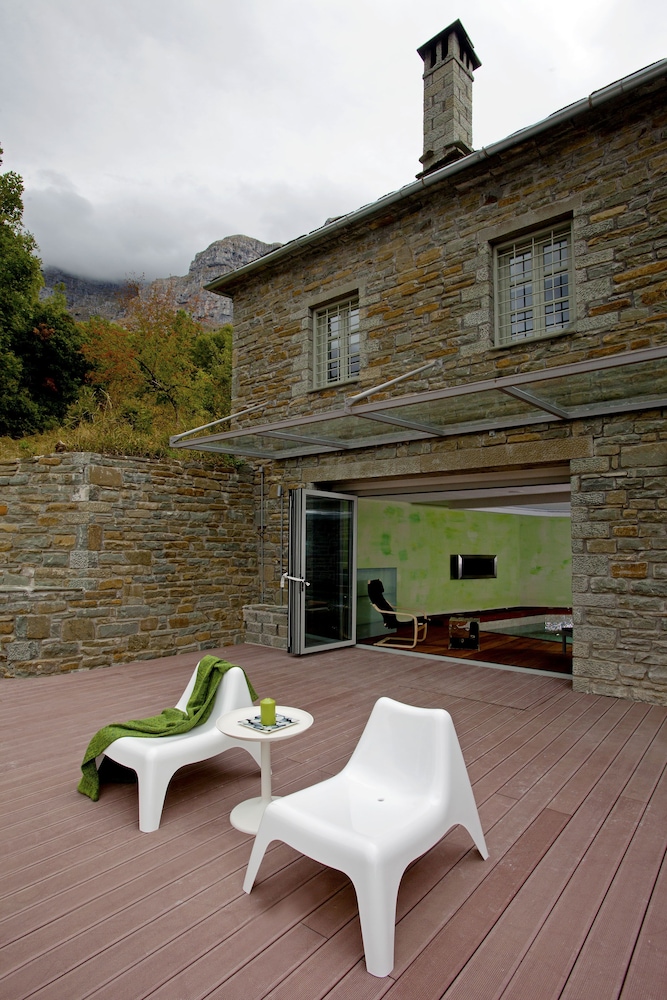 Mikro Papigo 1700 Hotel & Spa 30/50