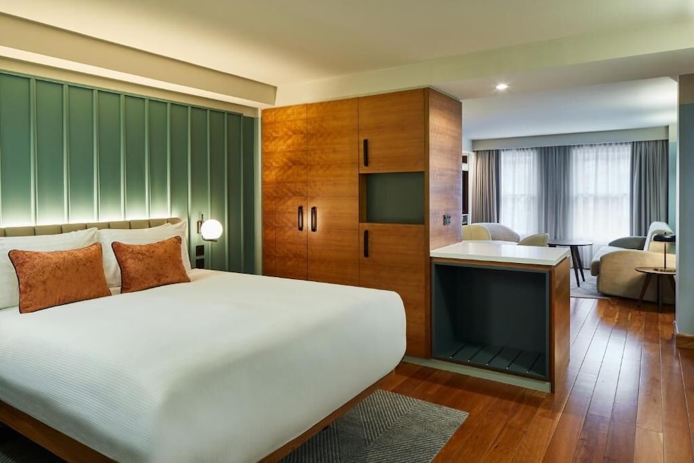 Blueprint Living 66 Turnmill Street 8/46