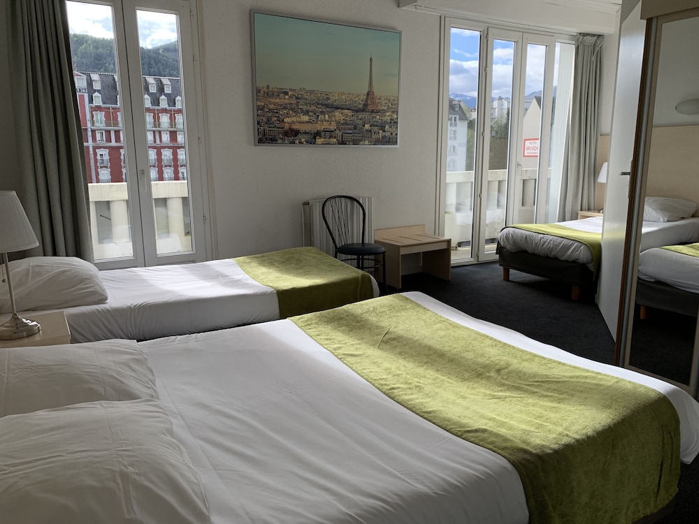 Hotel Notre- Dame De France 10/41