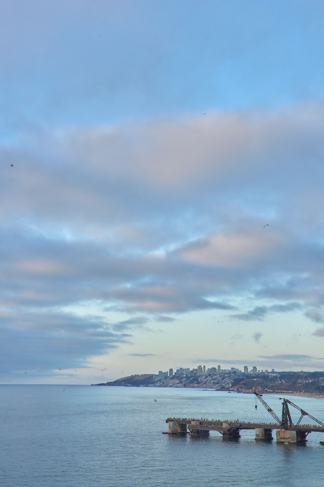Pullman Vina del Mar San Martin 44/49