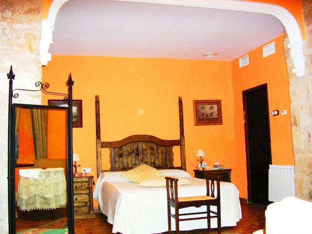 Palacio Guzmanes Hospederia Rural 26/64