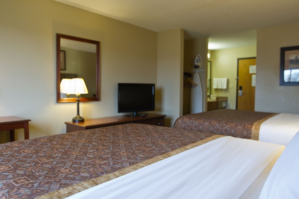 Greenstay Hotel and Suites St James 13/62