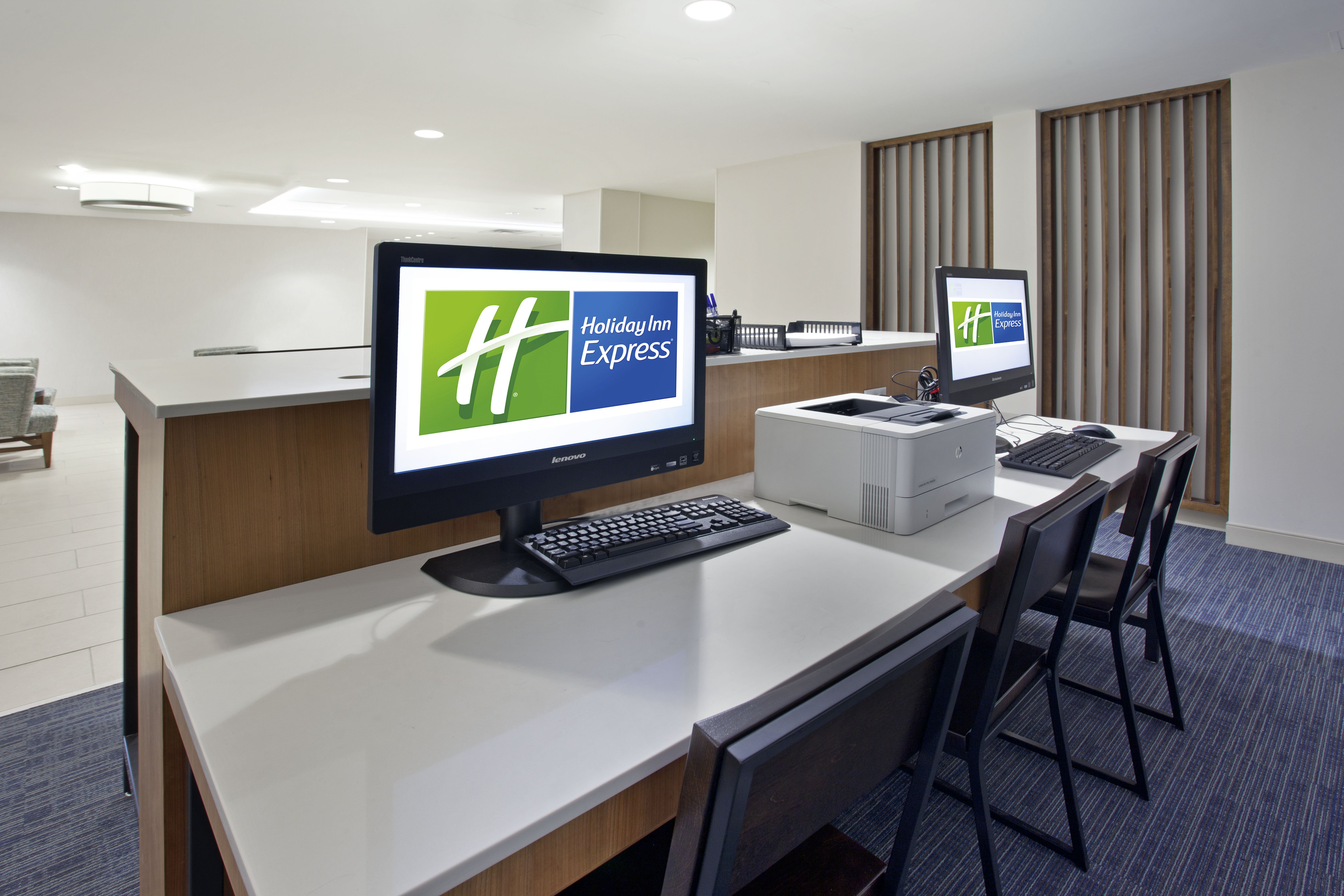 Holiday Inn Express and Suites Austin Downtown University 37/39