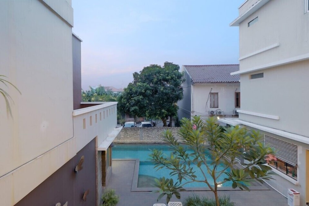 Mutiara Suites 58/60