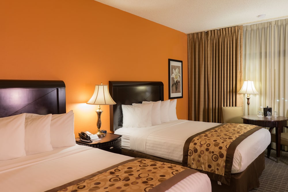 Oakland Airport Executive Hotel 29/65
