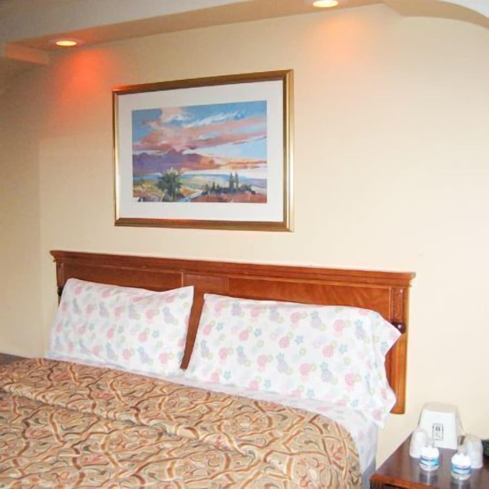 Walls Motel Long Beach 8/64