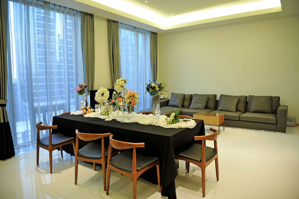 Hotel Grammos 37/43