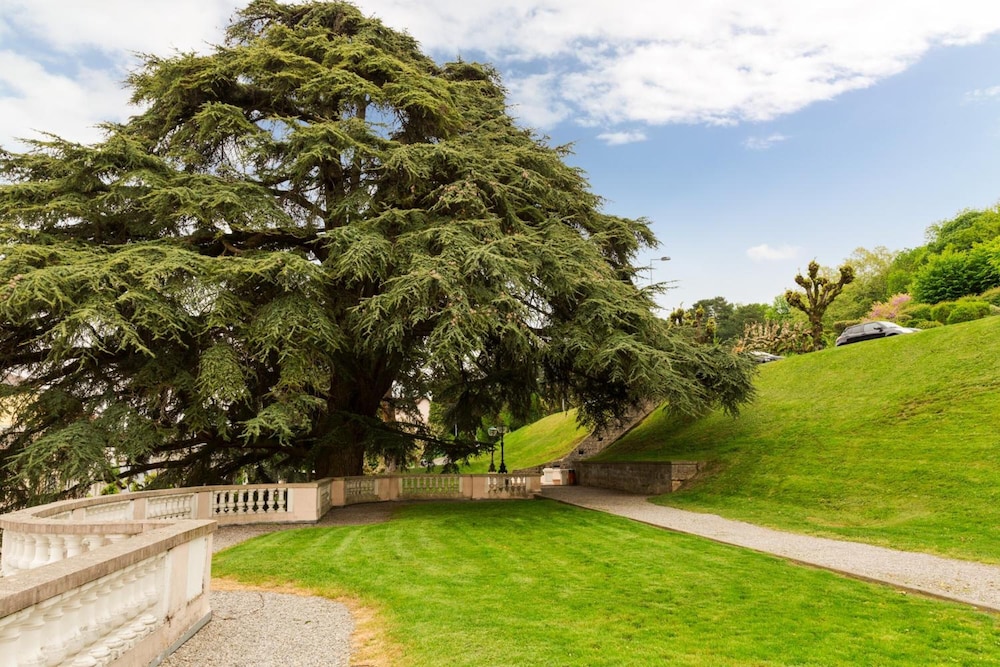 Hotel Alize Evian 42/55