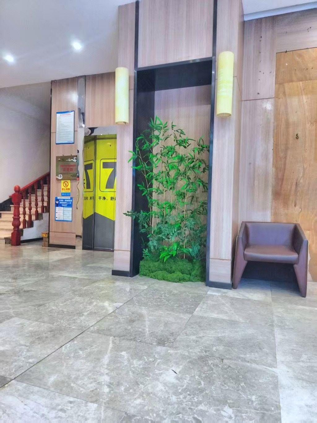 7 Days Sunshine Hotel (Yibin Nanxi Wenhua Road Xinglong Street) 25/33