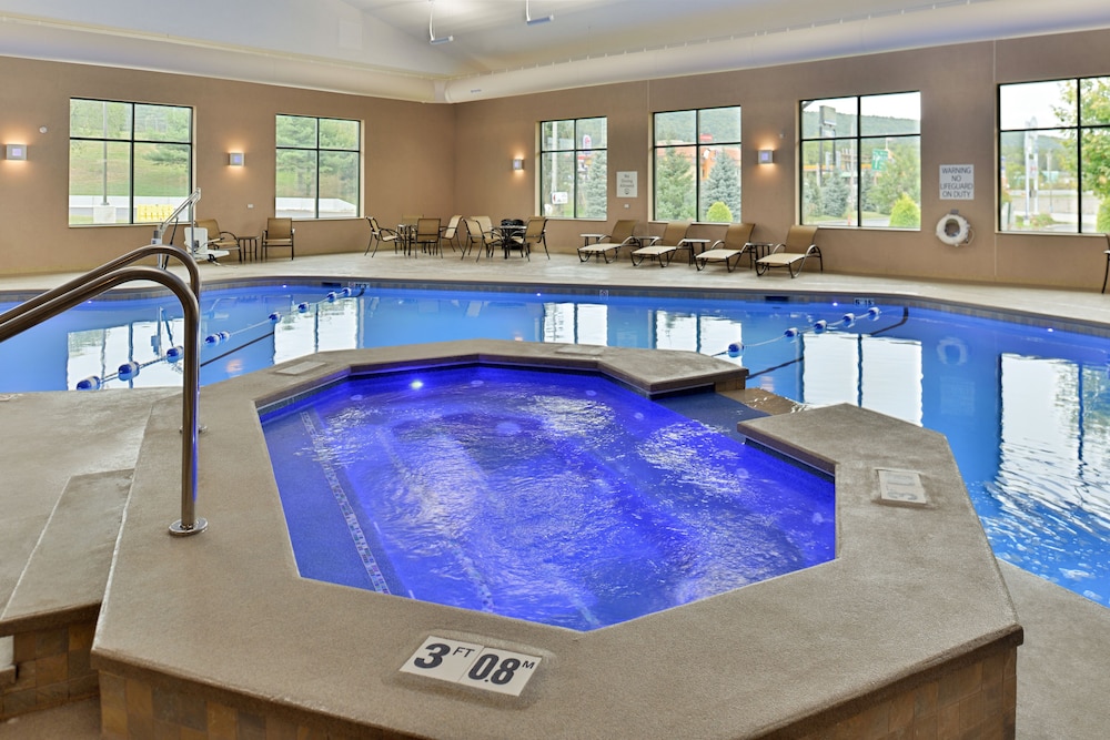 swimming pool spa