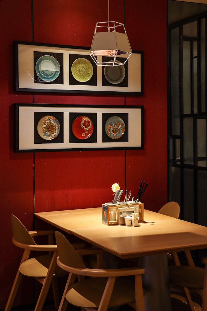 Xiamen Airlines Lakeside Hotel 38/50