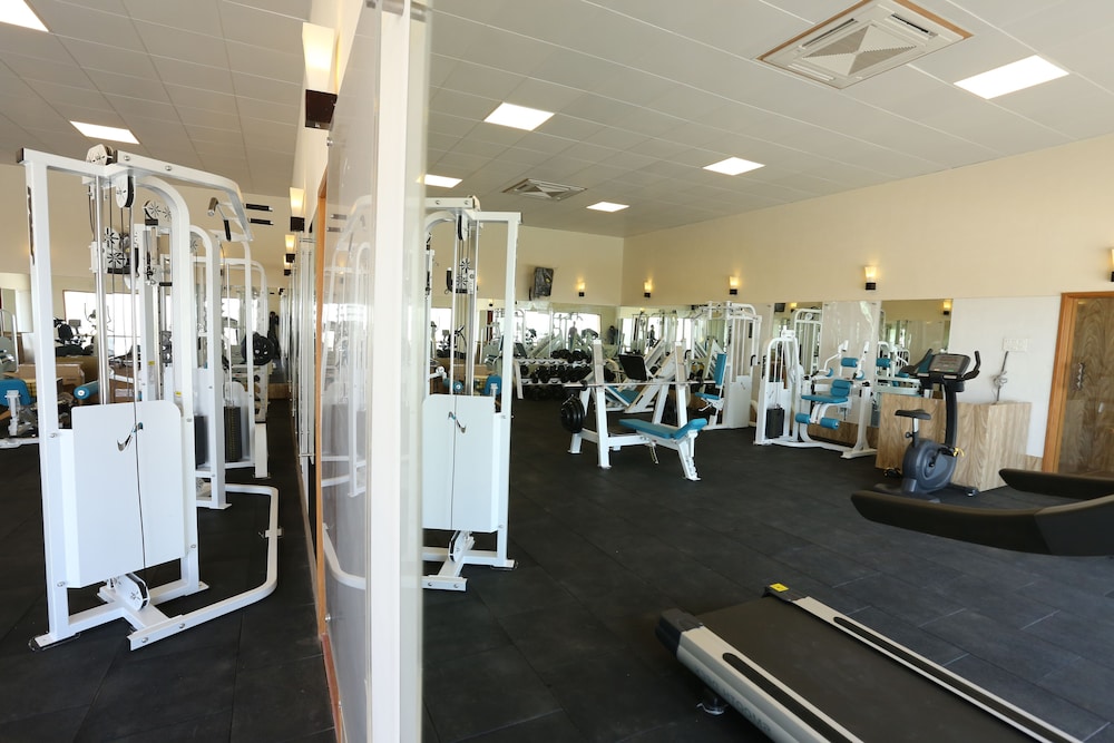 Serena Beach Resort 20/50