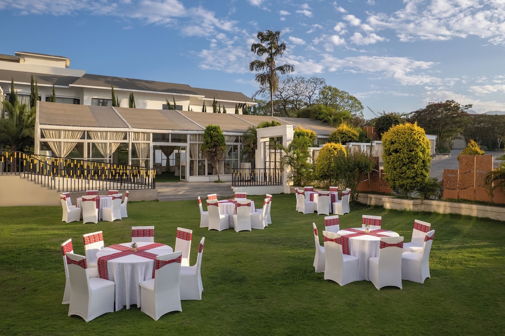 Hotel Himalaya Pvt Ltd 61/64