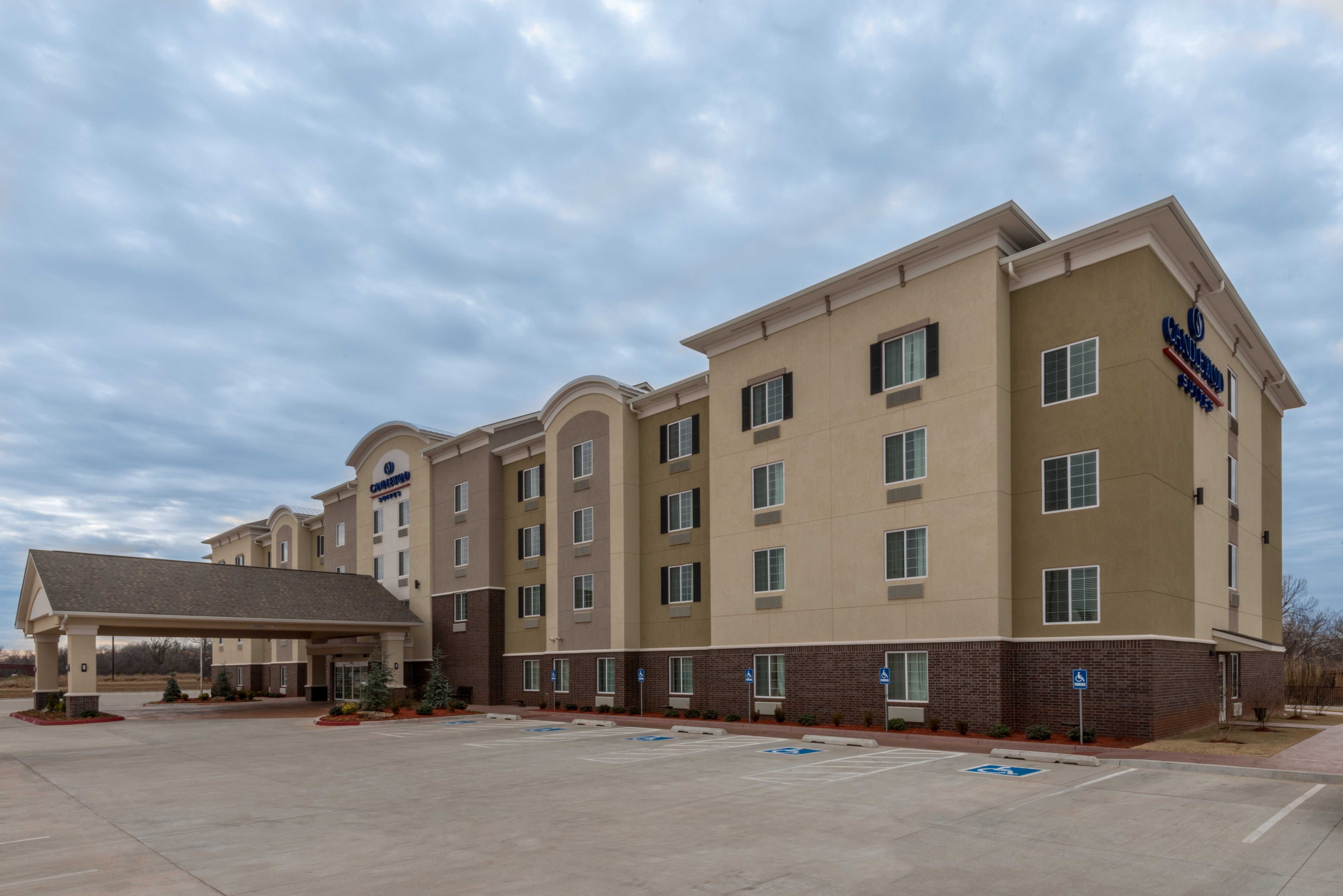 Candlewood Suites Midwest City 43/45