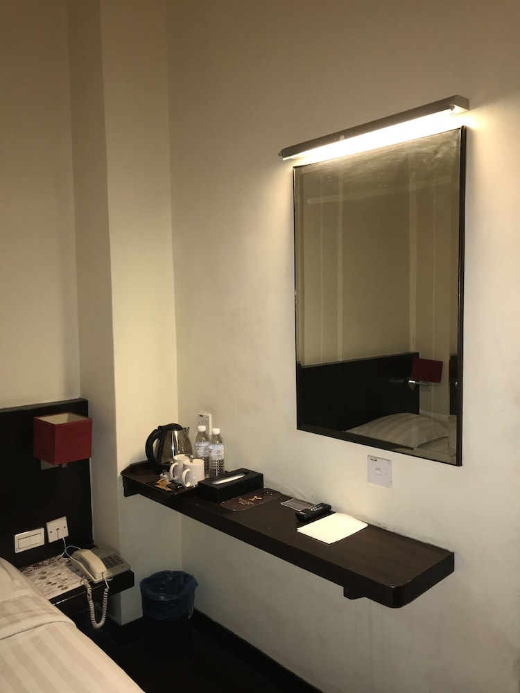 Ssl Traders Hotel 20/24