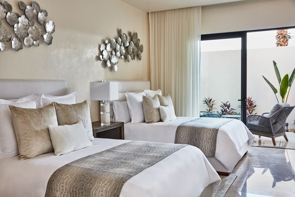 Chileno Bay Resort And Residences 17/76