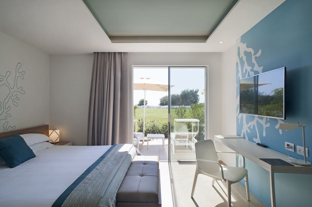 Modica Beach Resort 20/75