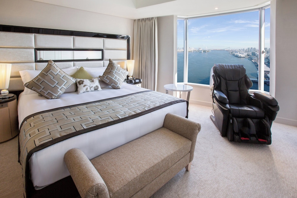 1 Bedroom, Suite, Single Bed, Bay View, Club Lounge Access