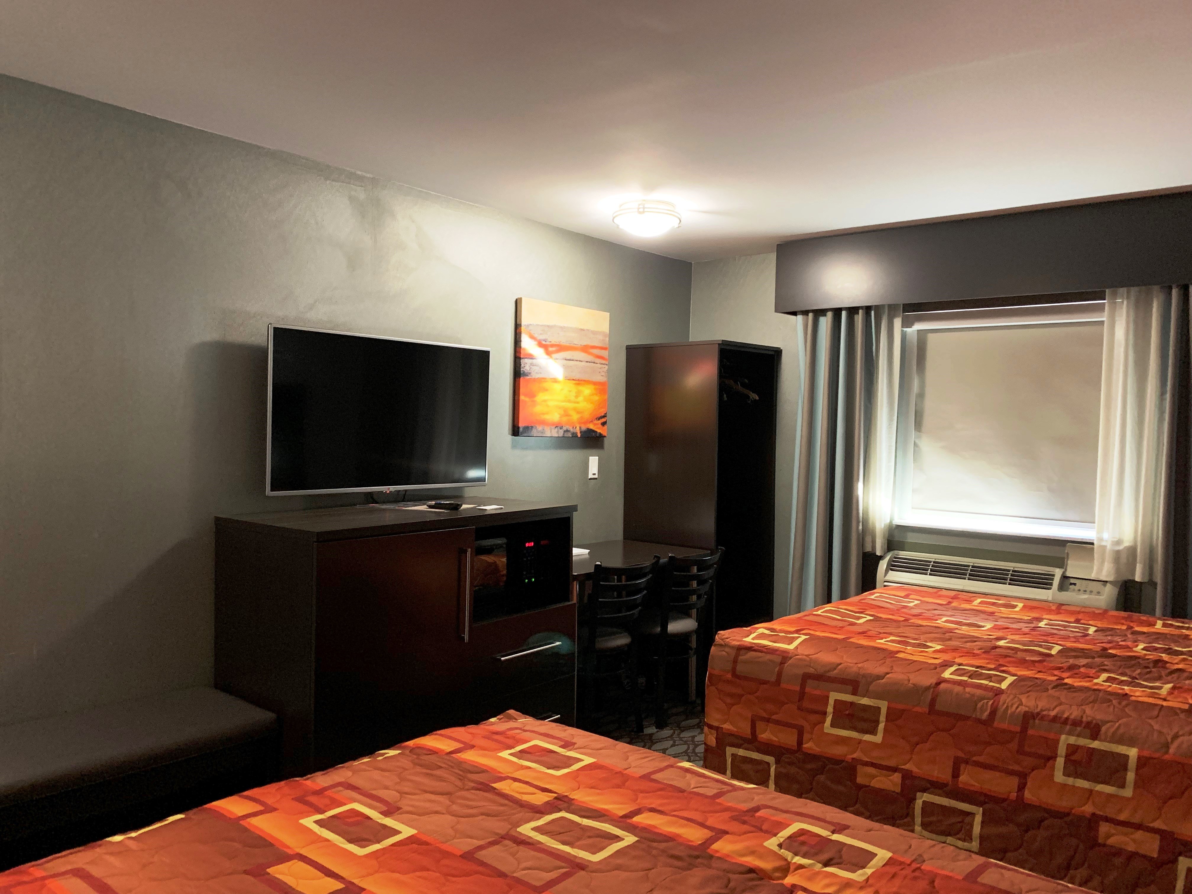Red Carpet Inn Elmwood Park 38/48