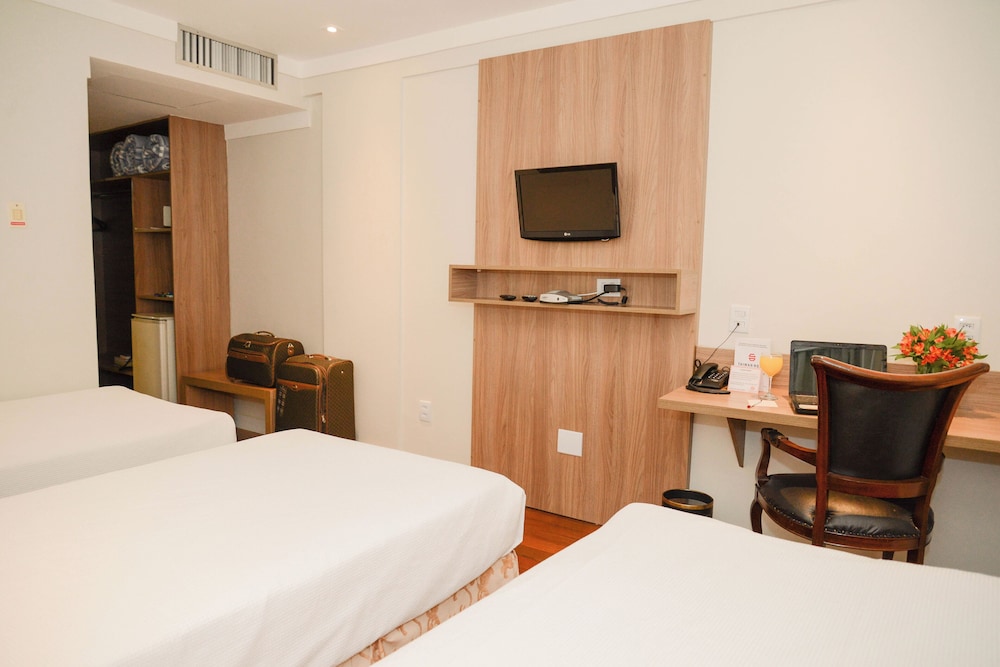 Taiwan Hotel 8/50