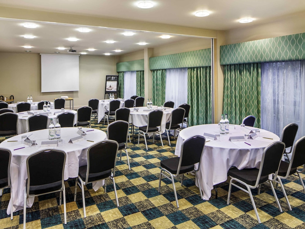 MERCURE SHEFFIELD PARKWAY 41/50