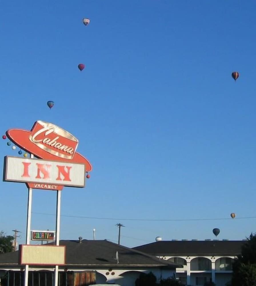Cabana Inn 47/53