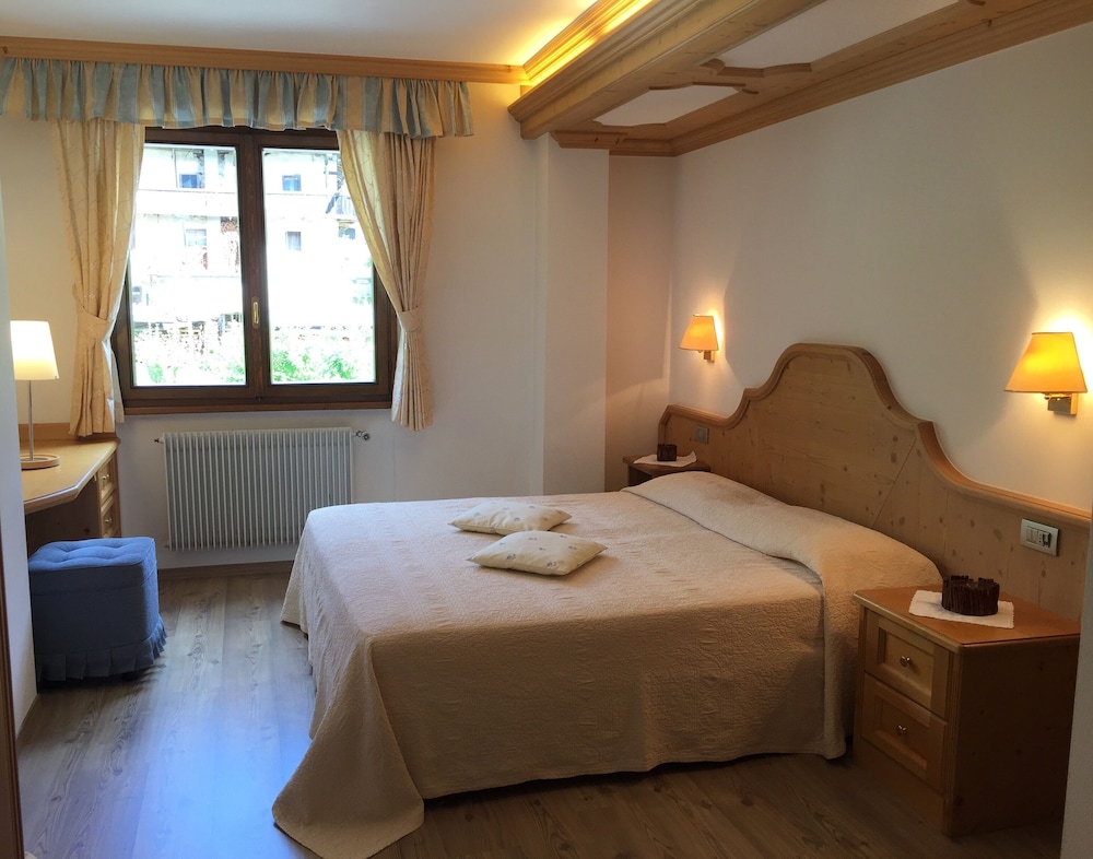 Parkhotel Ladinia 10/50