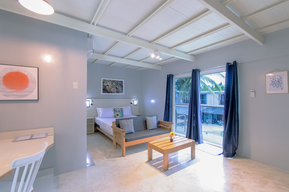 Reef Beach Resort 49/69