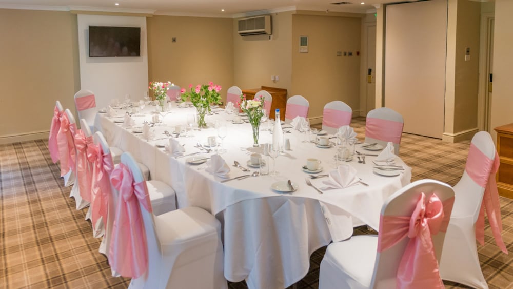 Holiday Inn Milton Keynes East M1 Jct 14 45/50