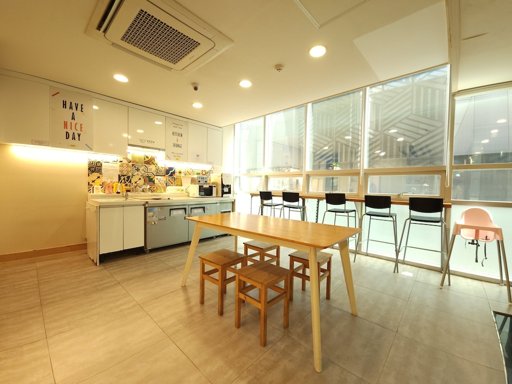 OYO Hostel Myeongdong 1 58/63