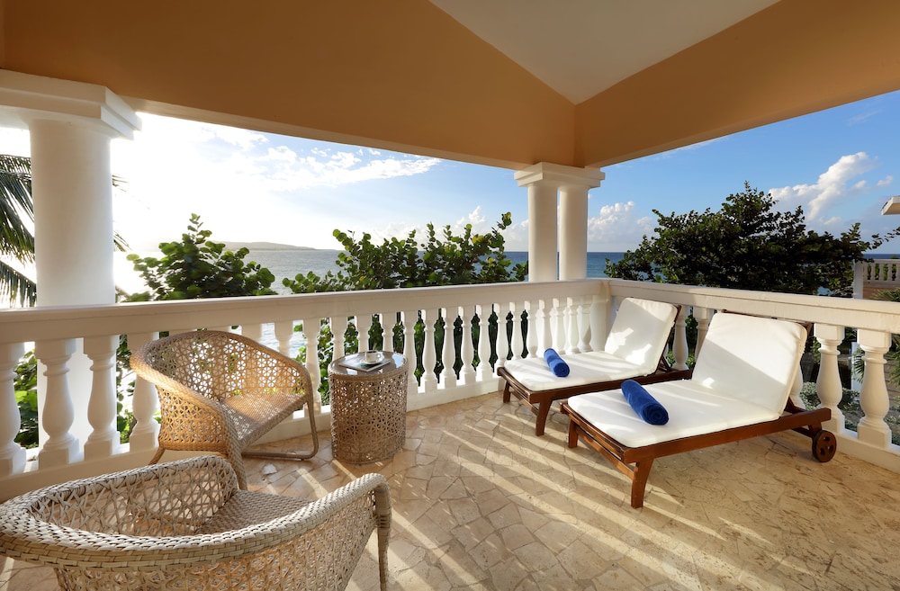 Grand Palladium Lady Hamilton Resort and Spa 30/42